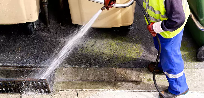 Jet Drain Cleaning in Cottage Lake